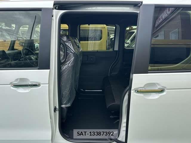 Honda N BOX CUSTOM 2026-04 7328799-3