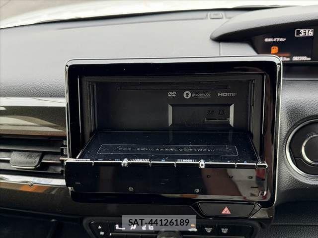 Honda N BOX CUSTOM 2019-06 7328863-21