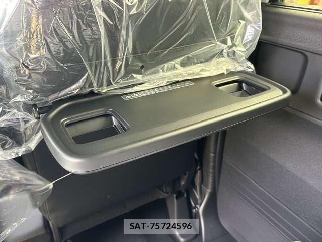 Honda N BOX CUSTOM 2026-03 7328786-8