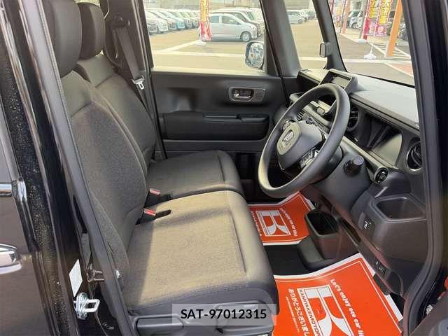 Honda N BOX CUSTOM 2025-08 7328805-14