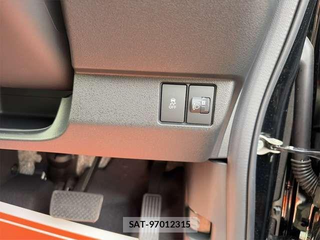 Honda N BOX CUSTOM 2025-08 7328805-16