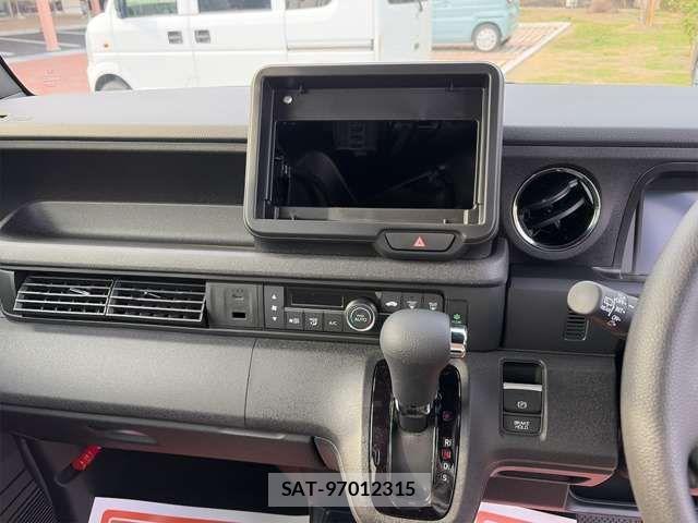 Honda N BOX CUSTOM 2025-08 7328805-18