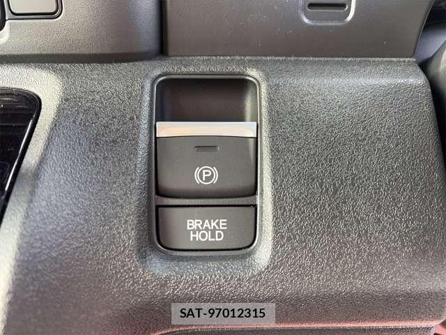 Honda N BOX CUSTOM 2025-08 7328805-19