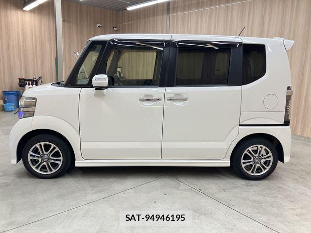 Honda N BOX CUSTOM 2016-08 7328866-23