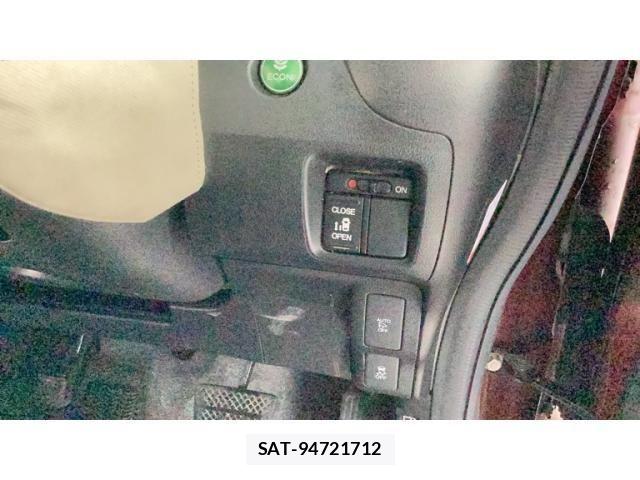 Honda N BOX CUSTOM 2015-09 7328874-13