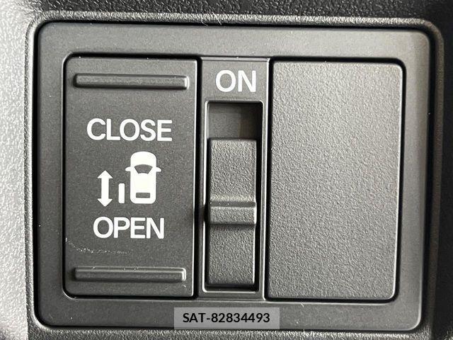 Honda N BOX CUSTOM 2026-05 7328803-4