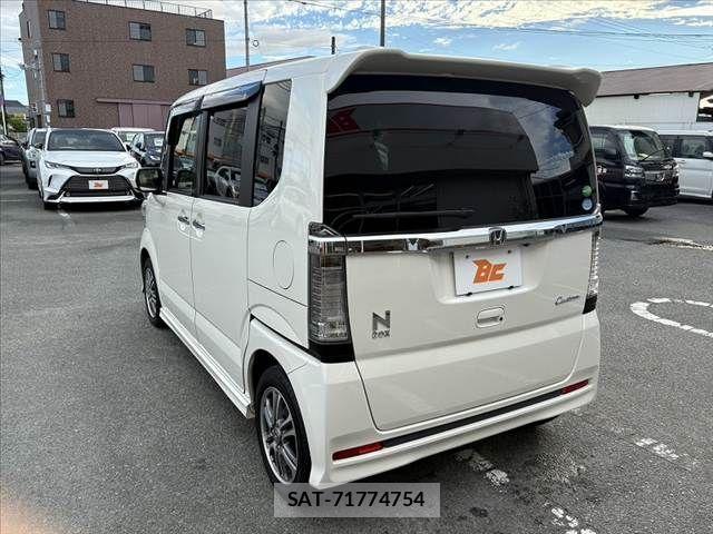 Honda N BOX CUSTOM 2015-06 7328877-14