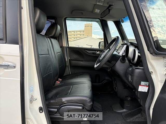 Honda N BOX CUSTOM 2015-06 7328877-15
