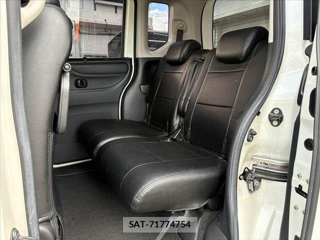Honda N BOX CUSTOM 2015-06 7328877-18