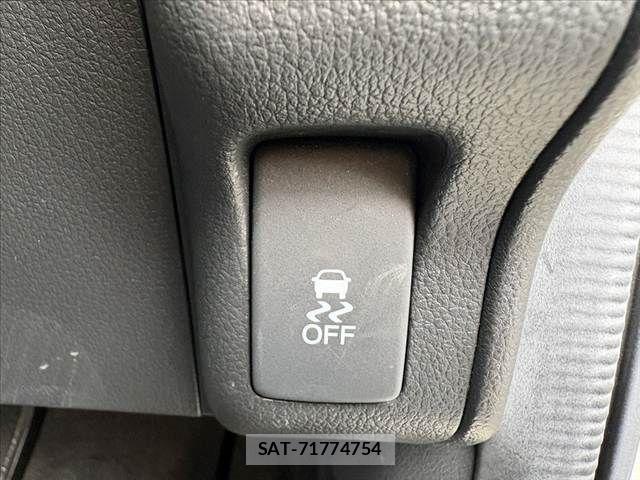 Honda N BOX CUSTOM 2015-06 7328877-28
