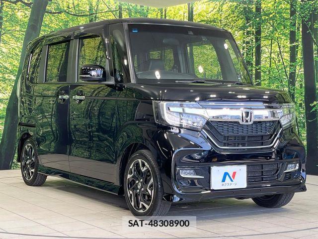Honda N BOX CUSTOM 2018-03 7328821-16