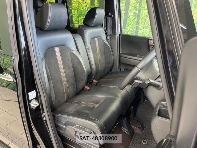 Honda N BOX CUSTOM 2018-03 7328821-8