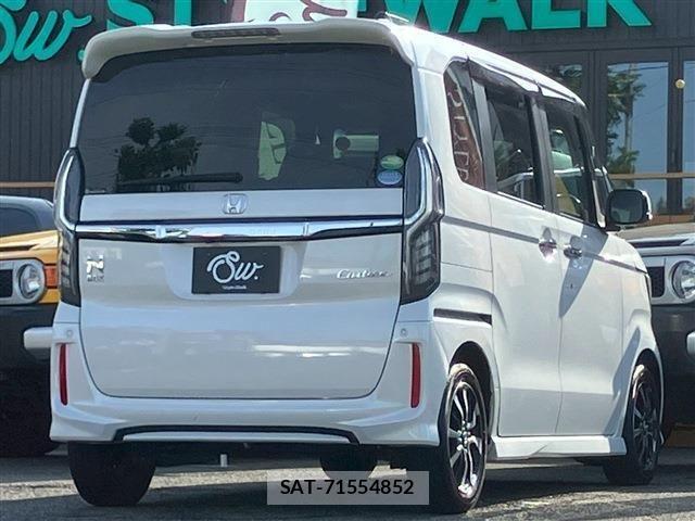 Honda N BOX CUSTOM 2020-10 7328838-4