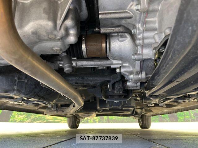 Honda N BOX CUSTOM 2024-03 7328782-18