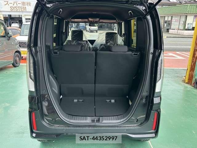 Honda N BOX CUSTOM 2026-04 7328792-11