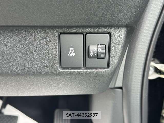 Honda N BOX CUSTOM 2026-04 7328792-17