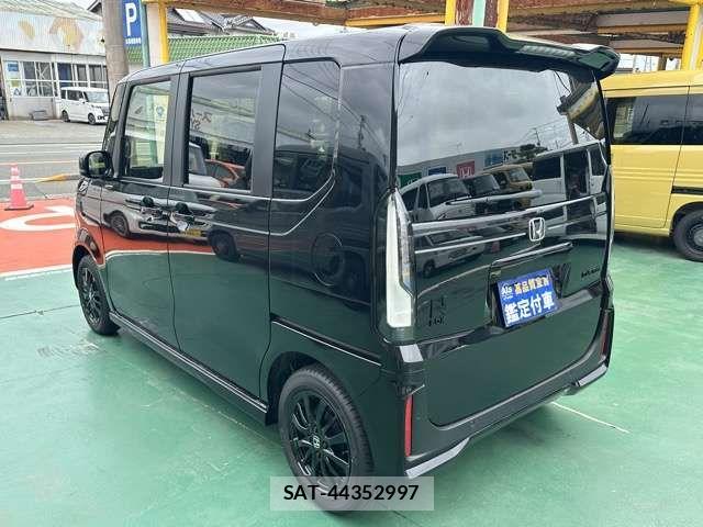 Honda N BOX CUSTOM 2026-04 7328792-3