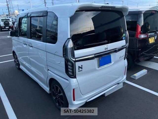 Honda N BOX CUSTOM 2018-06 7328865-3