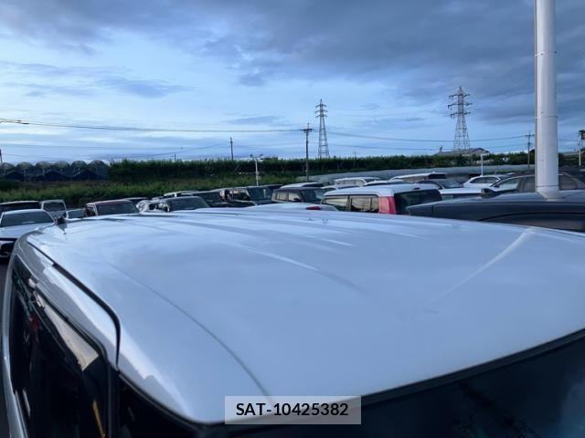 Honda N BOX CUSTOM 2018-06 7328865-4