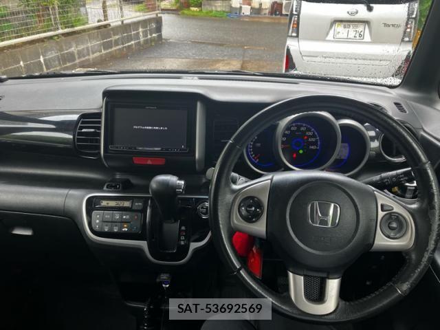 Honda N BOX CUSTOM 2015-03 7328882-11