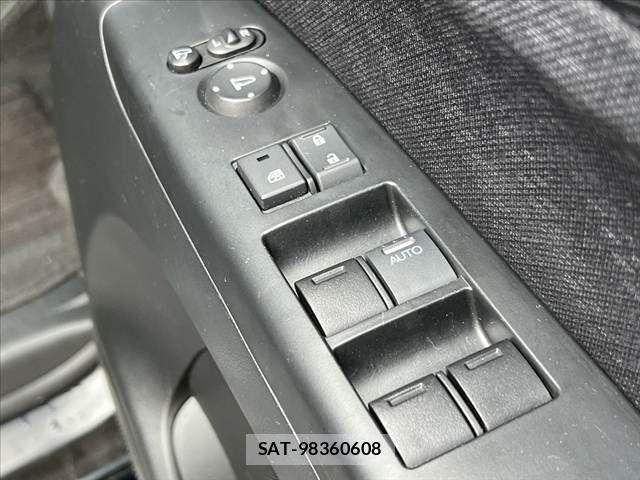 Honda N BOX CUSTOM 2013-01 7328873-24