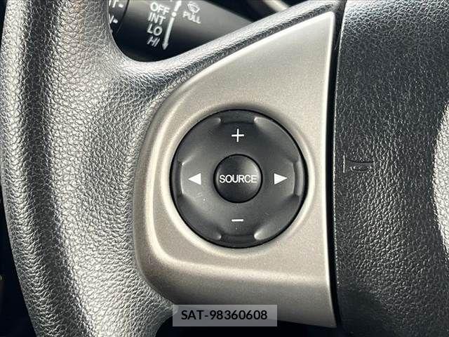 Honda N BOX CUSTOM 2013-01 7328873-28