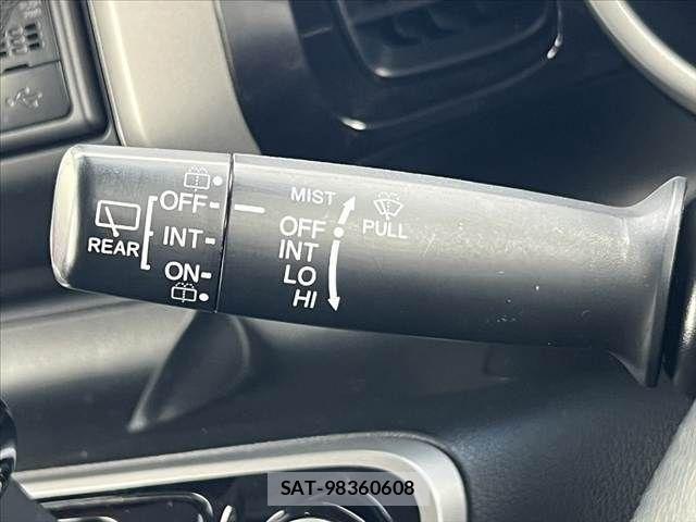 Honda N BOX CUSTOM 2013-01 7328873-29