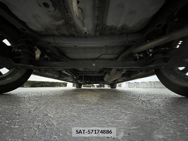Honda N BOX CUSTOM 2013-05 7328878-27
