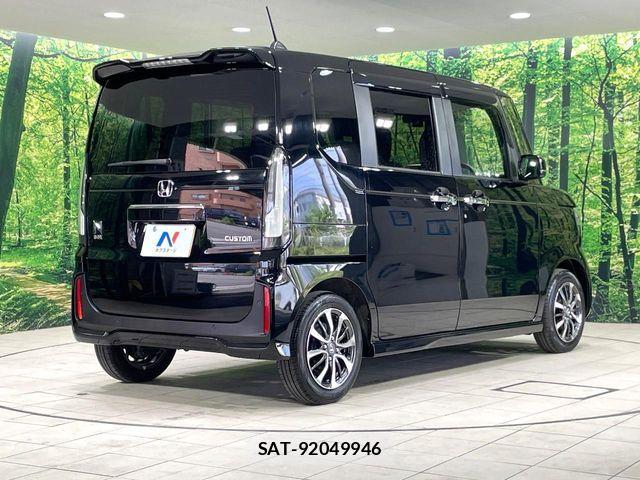 Honda N BOX CUSTOM 2024-04 7328808-16