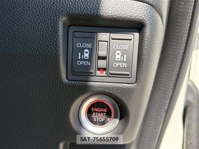 Honda N BOX CUSTOM 2021-03 7328830-19