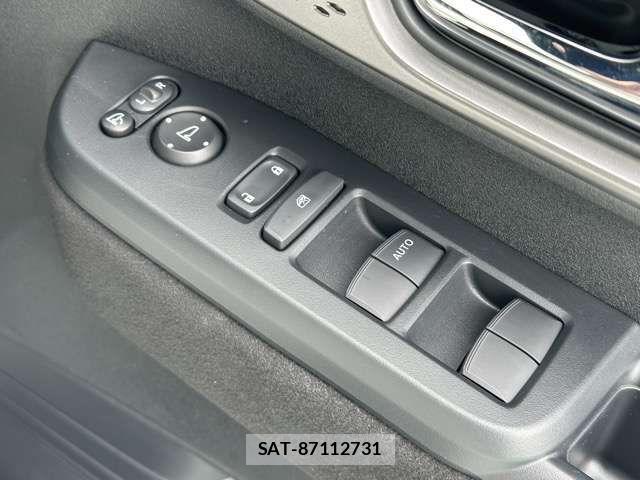 Honda N BOX CUSTOM 2026-03 7328781-15