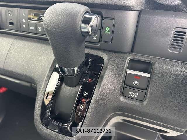 Honda N BOX CUSTOM 2026-03 7328781-19