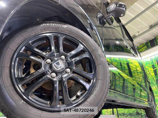 Honda N BOX CUSTOM 2016-10 7328856-12
