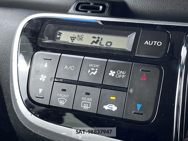 Honda N BOX CUSTOM 2017-02 7328858-14