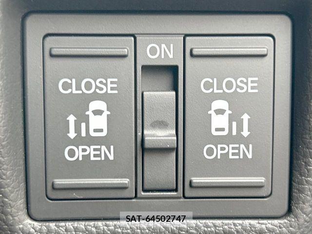 Honda N BOX CUSTOM 2021-11 7328828-5