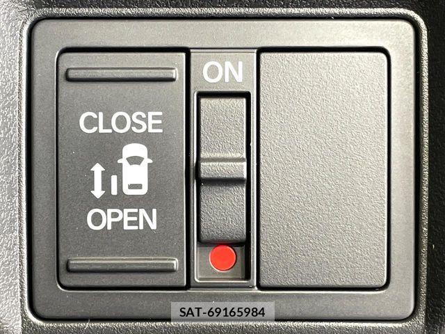 Honda N BOX CUSTOM 2026-05 7328804-4