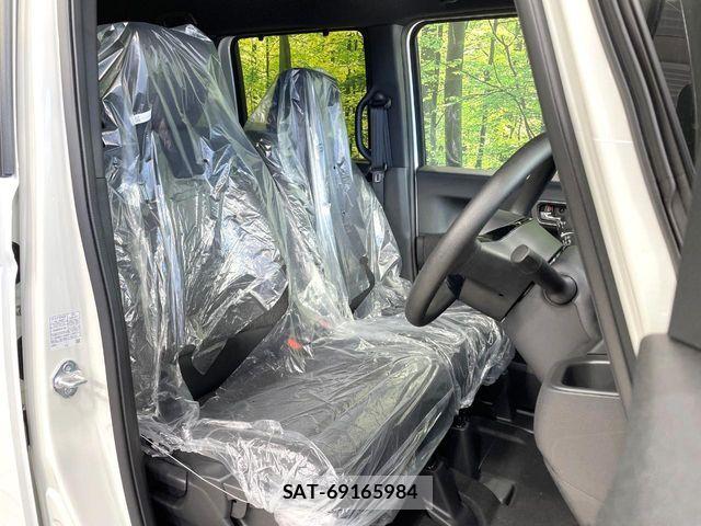 Honda N BOX CUSTOM 2026-05 7328804-7