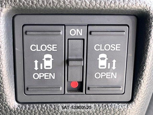Honda N BOX CUSTOM 2022-01 7332698-6