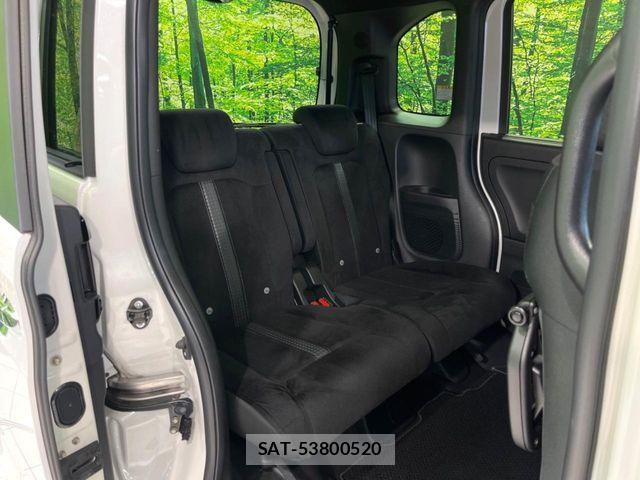 Honda N BOX CUSTOM 2022-01 7332698-8