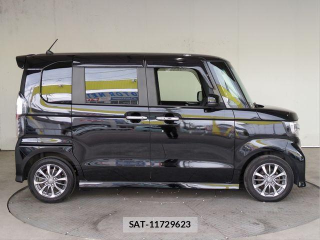 Honda N BOX CUSTOM 2021-03 7328855-17