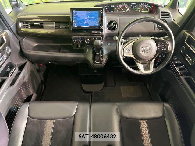Honda N BOX CUSTOM 2017-08 7328835-1