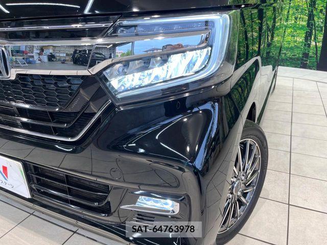 Honda N BOX CUSTOM 2019-06 7328806-11