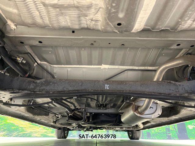 Honda N BOX CUSTOM 2019-06 7328806-18