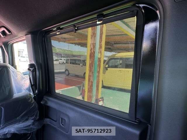 Honda N BOX CUSTOM 2026-03 7328785-9