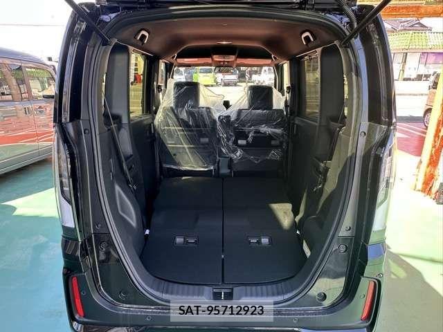 Honda N BOX CUSTOM 2026-03 7328785-12