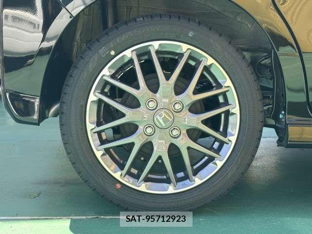 Honda N BOX CUSTOM 2026-03 7328785-14