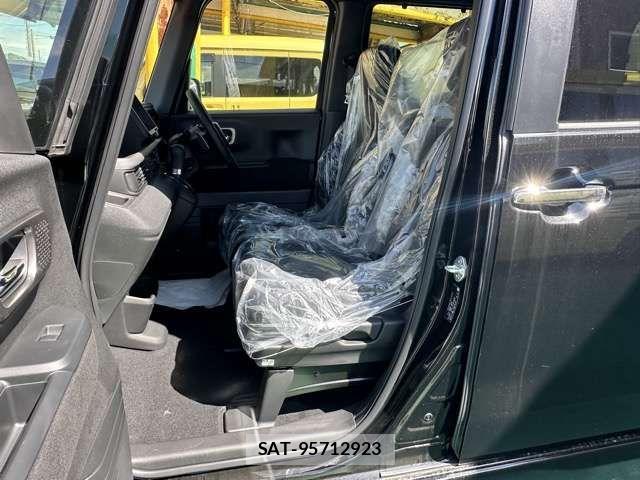 Honda N BOX CUSTOM 2026-03 7328785-4