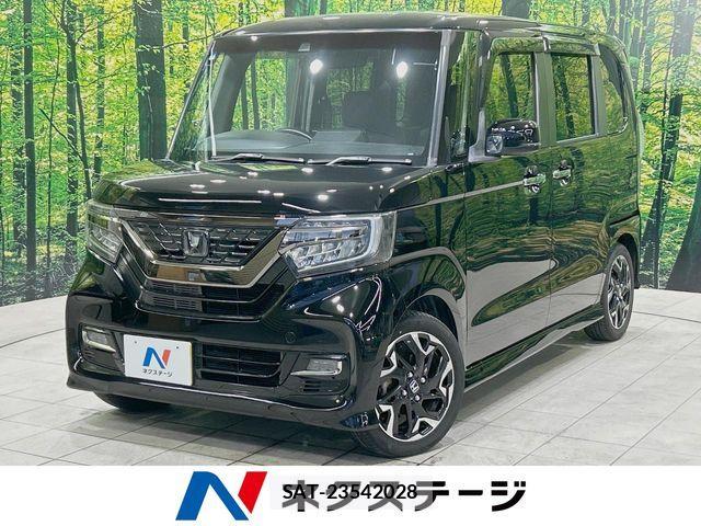Honda N BOX CUSTOM 2018-01 7328836-0