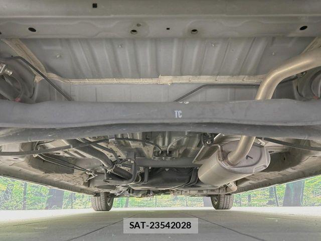 Honda N BOX CUSTOM 2018-01 7328836-19