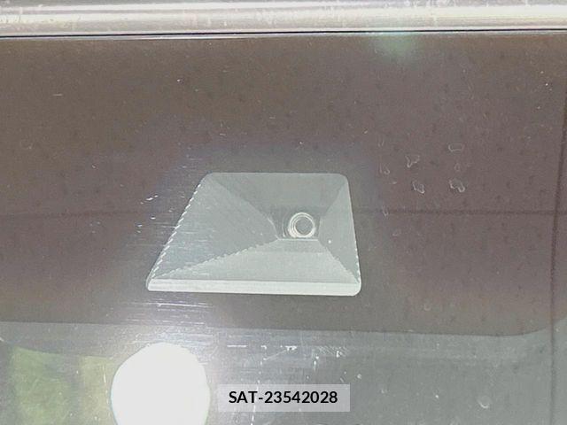 Honda N BOX CUSTOM 2018-01 7328836-4